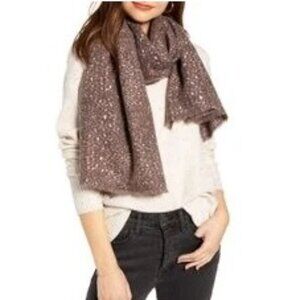 Something Navy Leopard Print Scarf